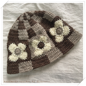 Crocheted Bucket Hat - Flower Cafe