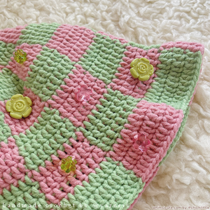 Crocheted Beaded Bucket Hat - Sakura Matcha